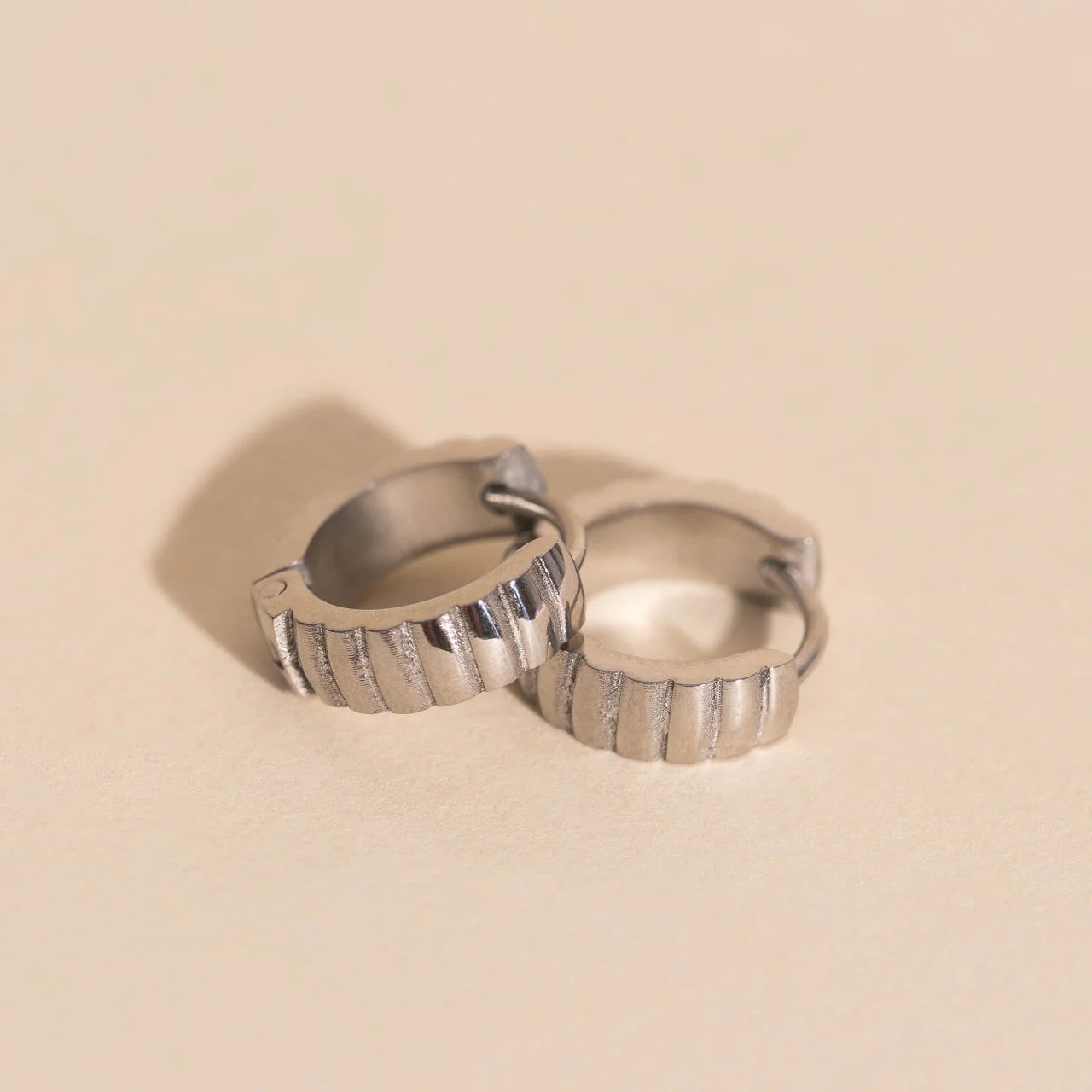 Scalloped Chunky Huggie Hoop Earrings - Image 5