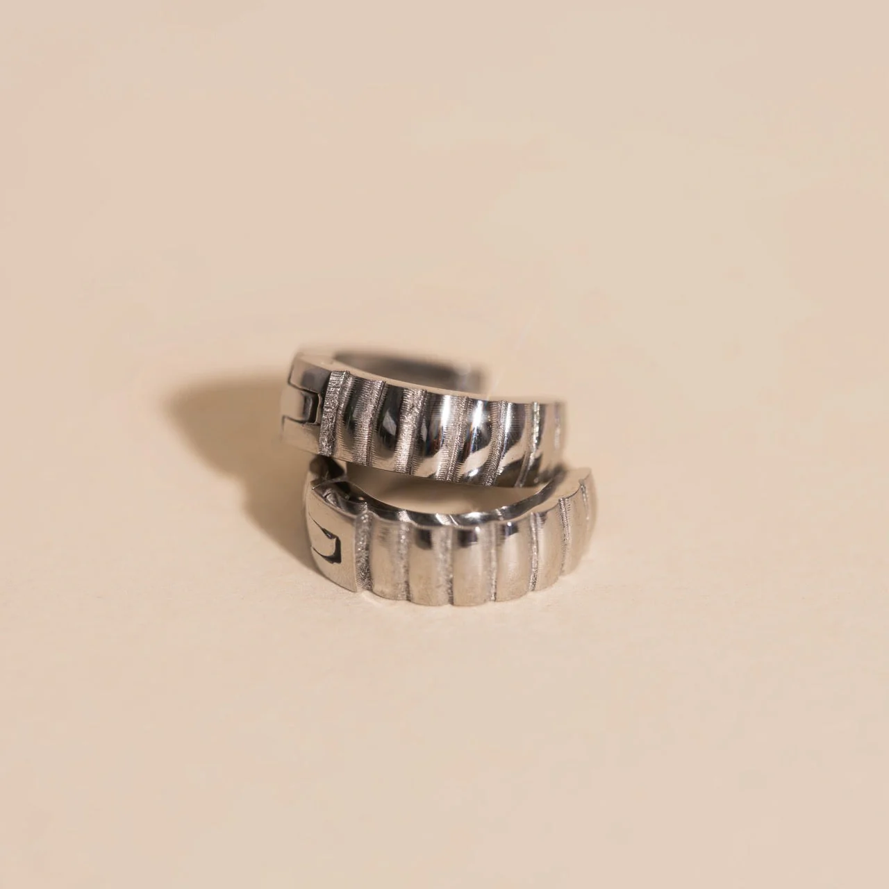 Scalloped Chunky Huggie Hoop Earrings - Image 6