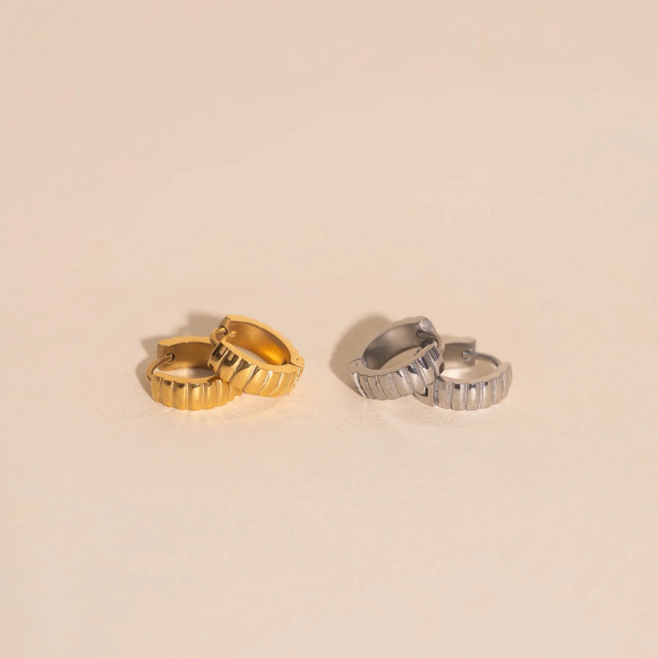 Scalloped Chunky Huggie Hoop Earrings - Image 8