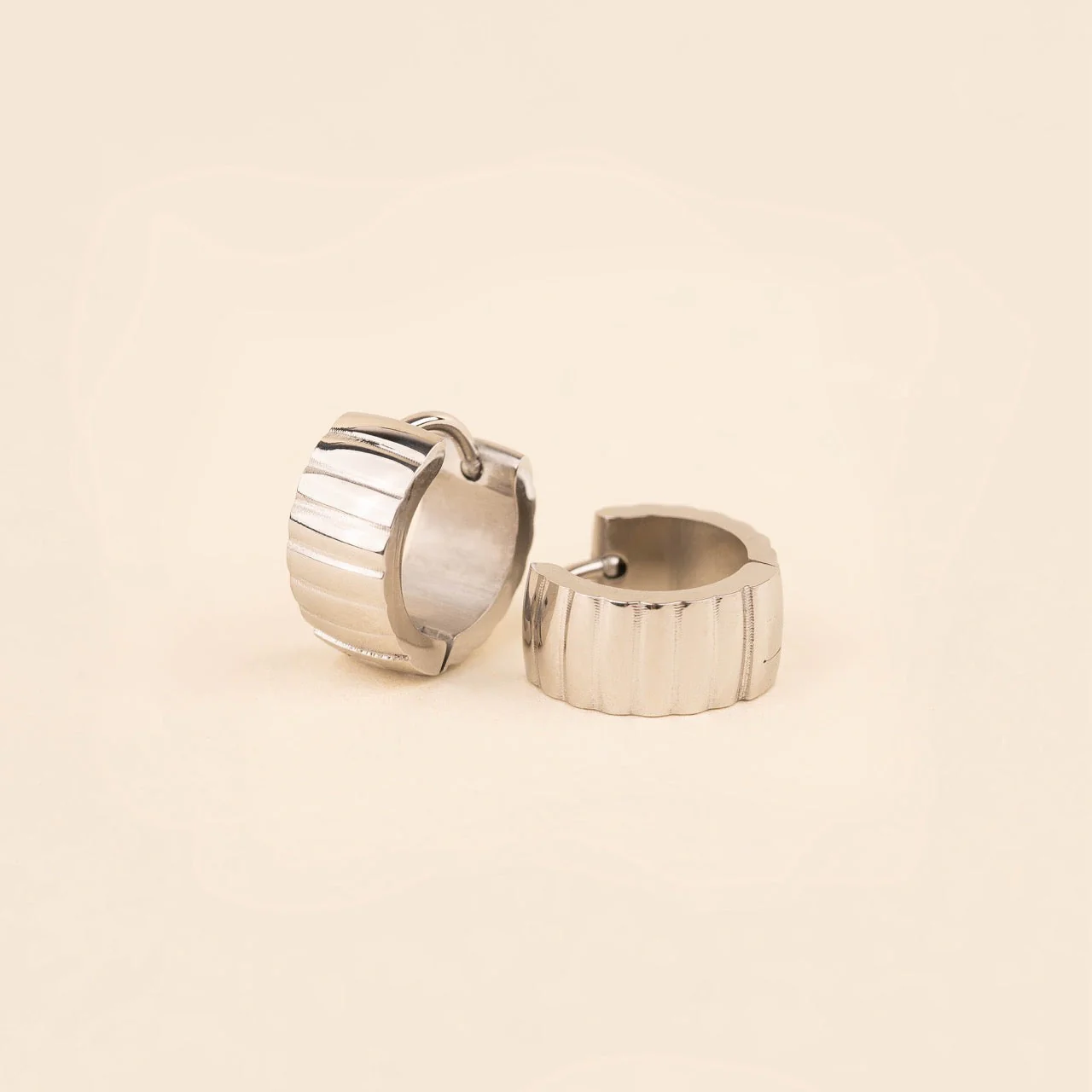 Scalloped Super Chunky Huggie Hoop Earrings - Image 3