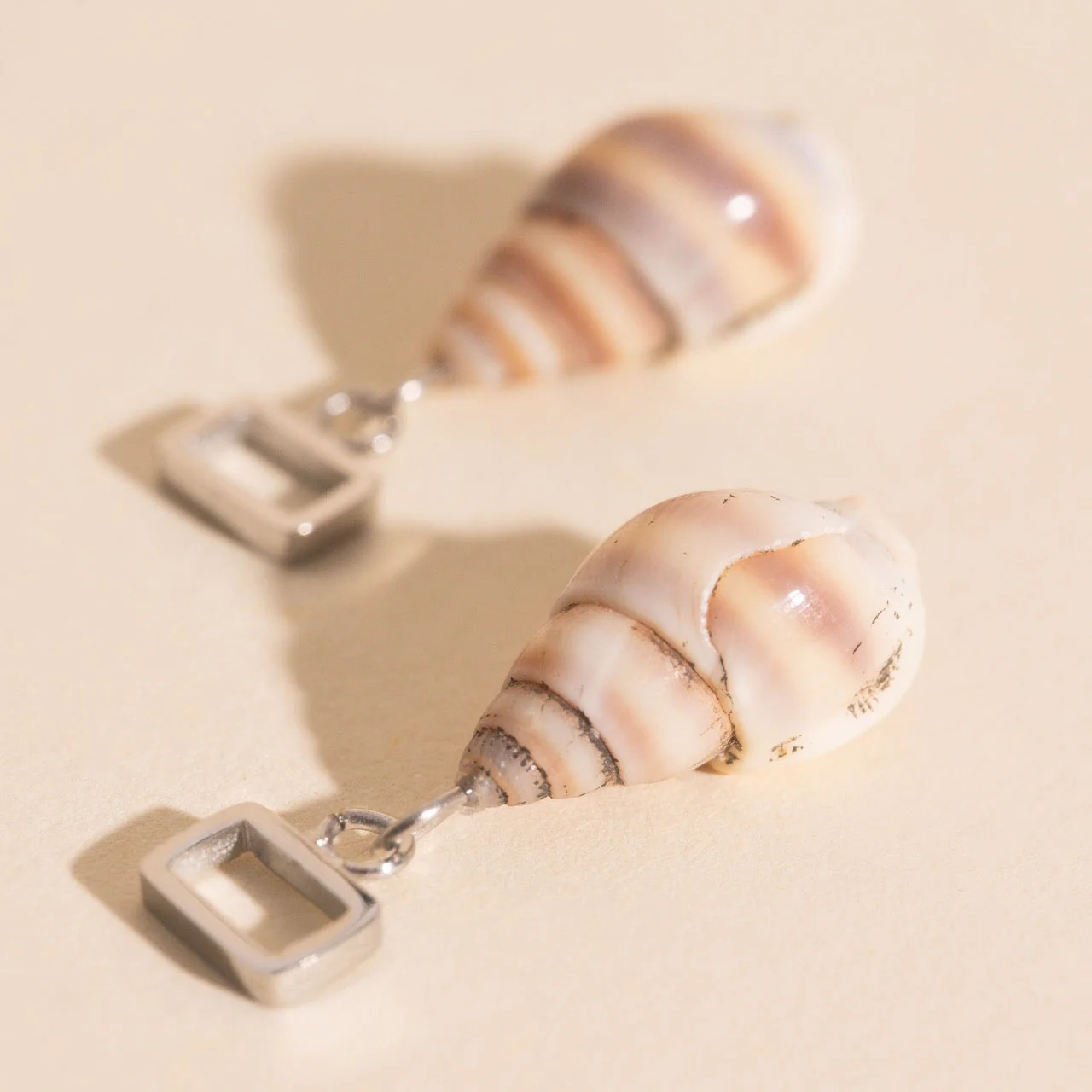 Spiral Shell Chunky Huggie Hoop Charms - Image 5