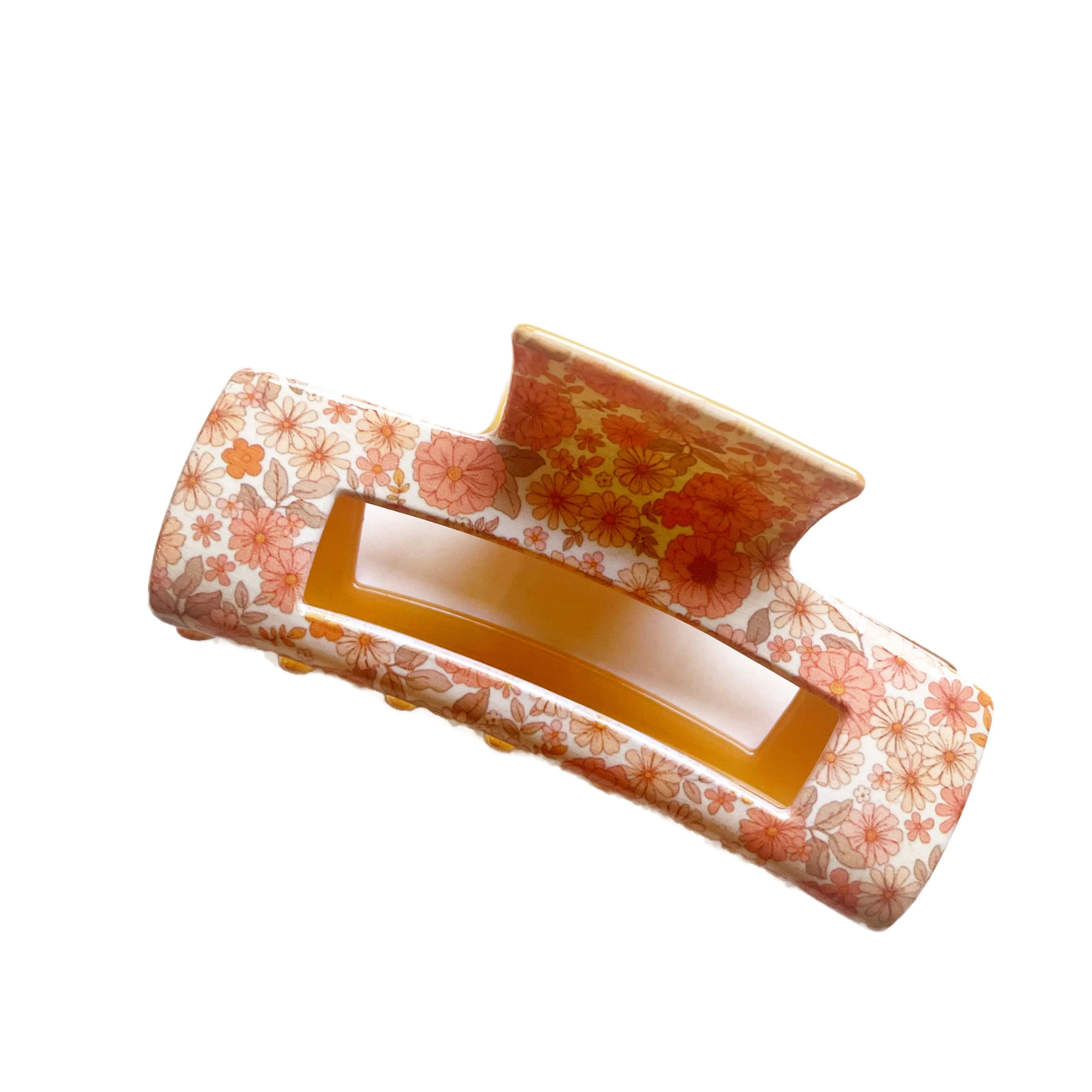 Spring Retro Floral Claw Hair Clip - Image 3