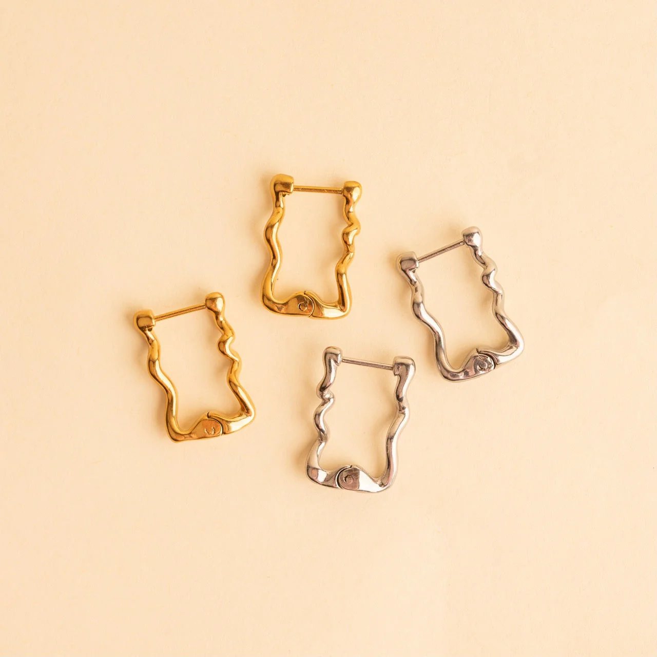 Squiggly Rounded Huggie Hoop Earrings - Image 4