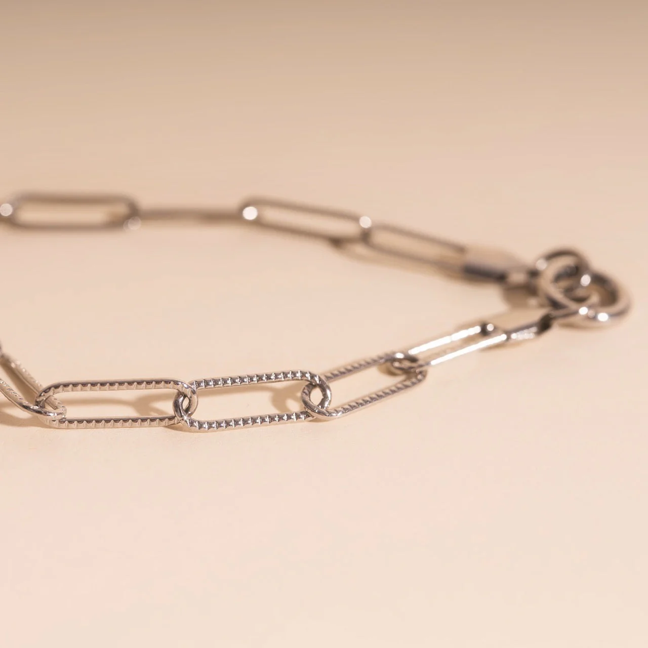 Textured Paperclip Necklace - Image 11