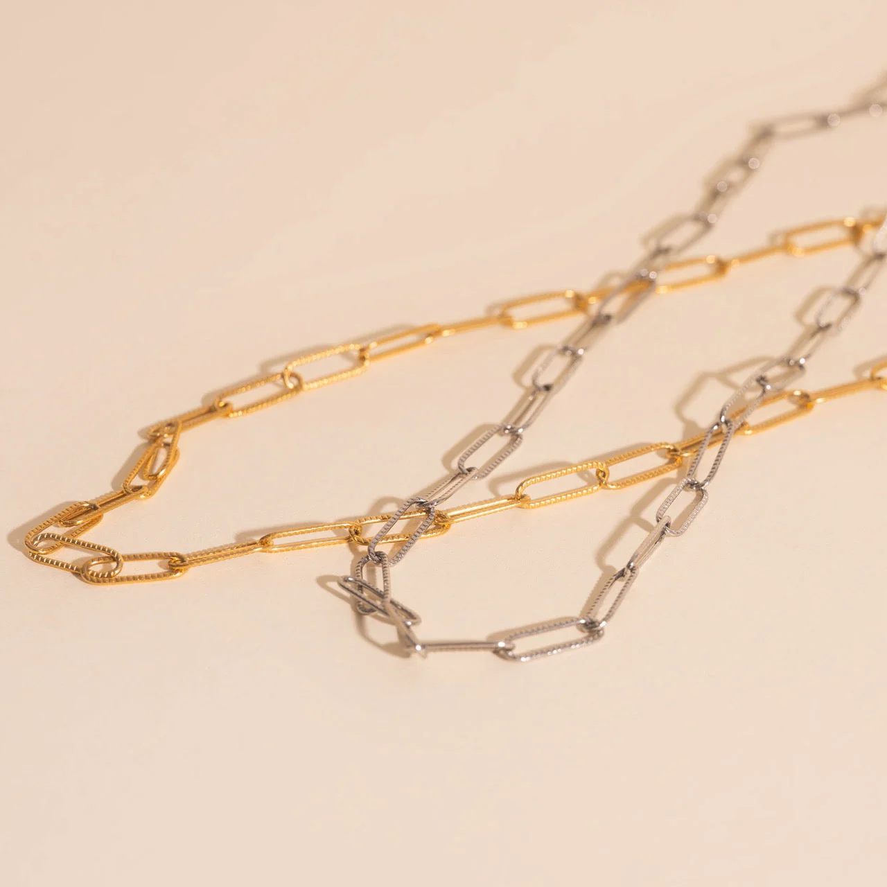 Textured Paperclip Necklace - Image 16