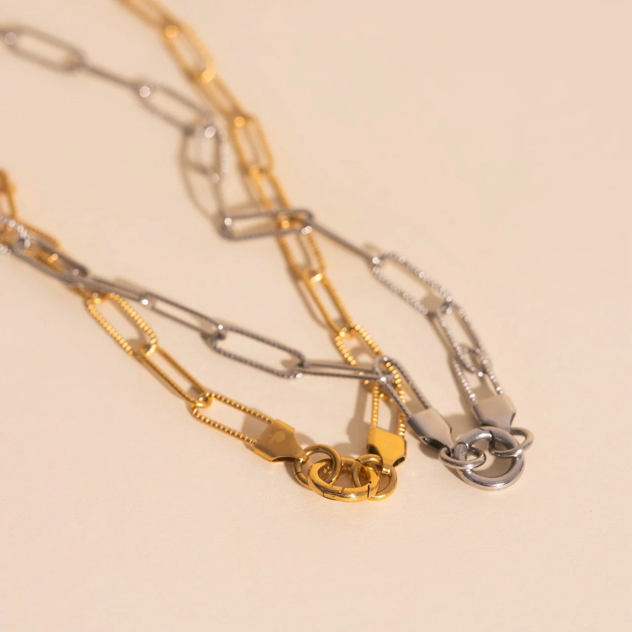 Textured Paperclip Necklace - Image 17