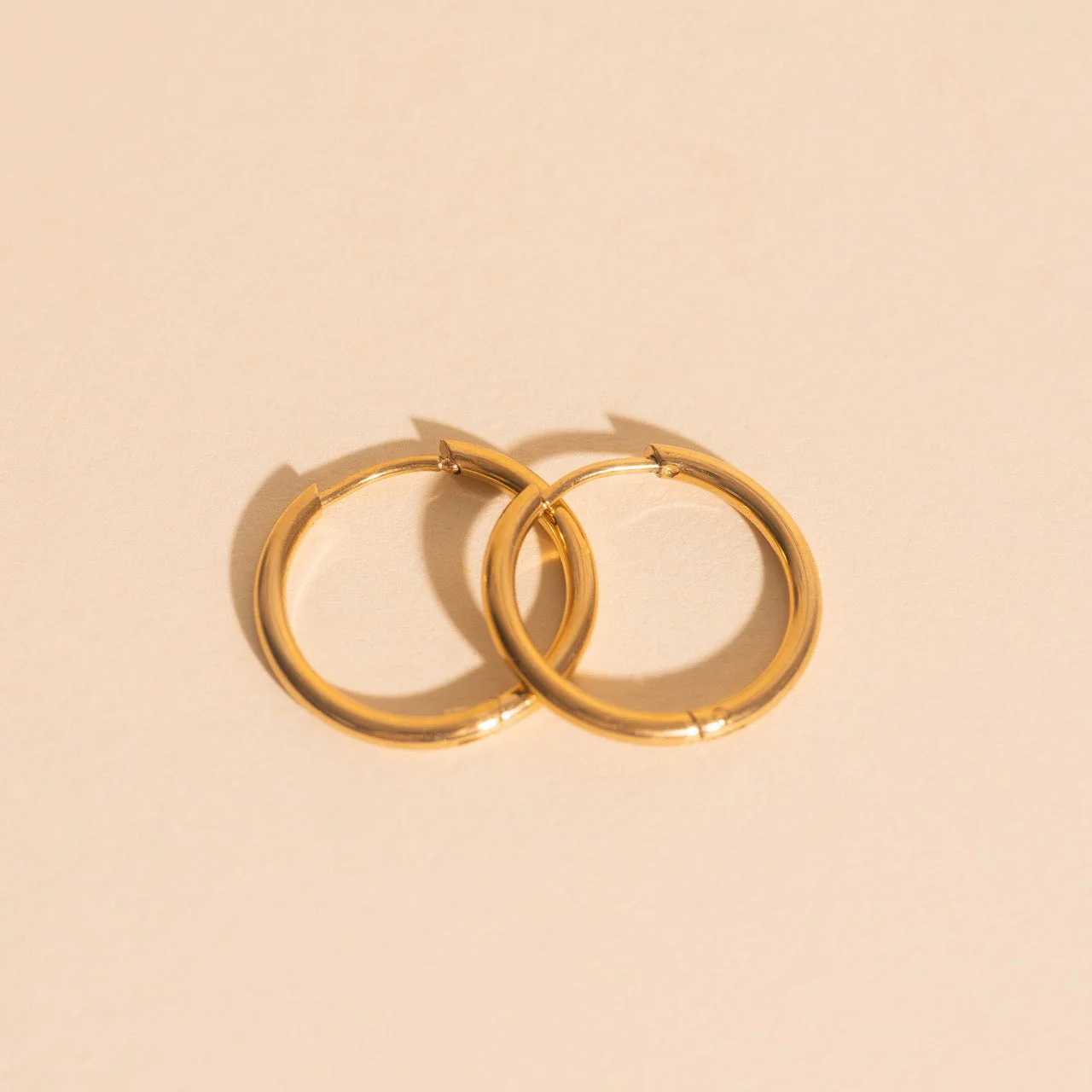 Titanium Circle Rounded Huggie Hoop Earrings - Image 6