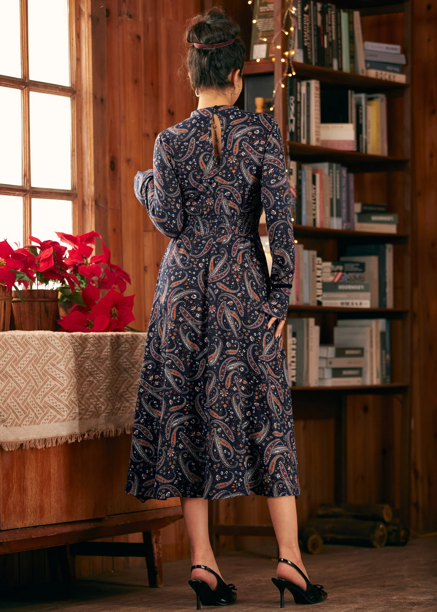 Garden Party Tapestry Midi Dress - Image 3