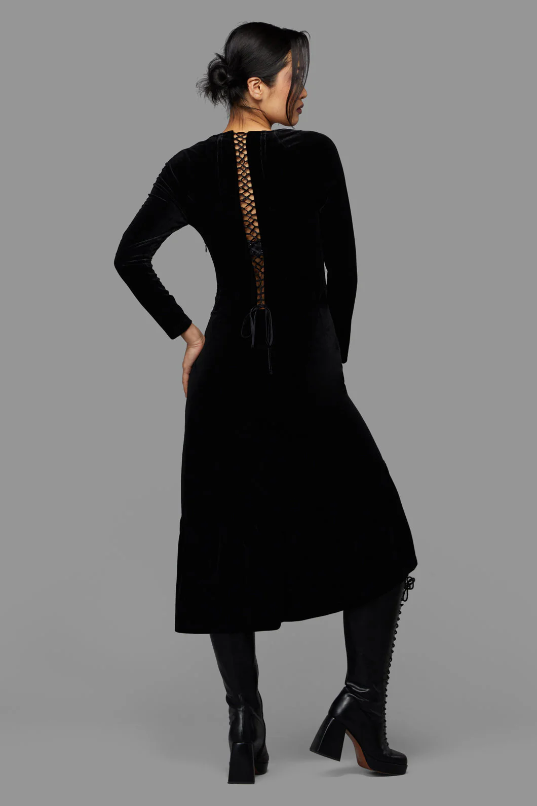 Vampiric Formal Dress - Image 4