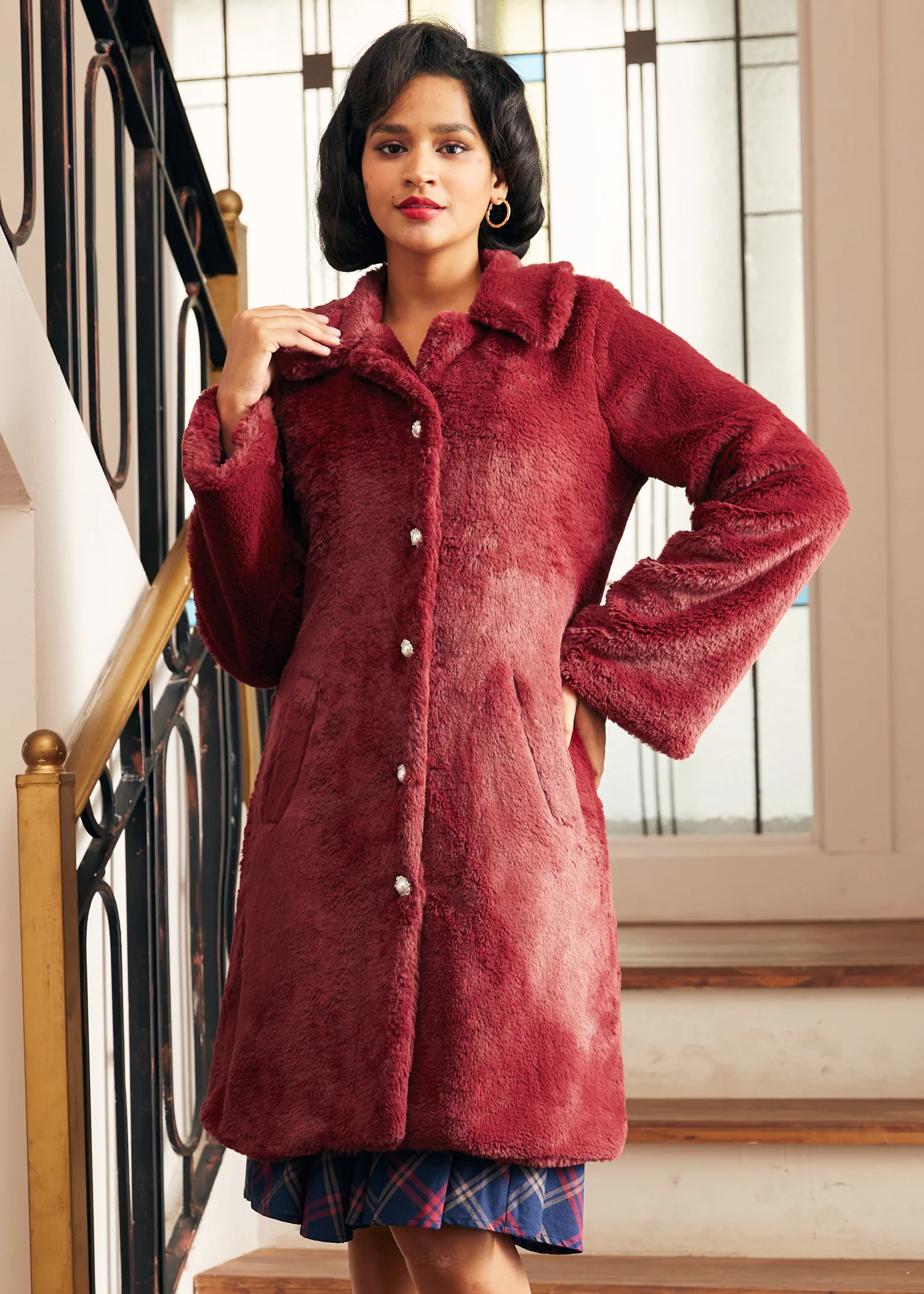 Retro Glam Swing Fur Coat - Image 3