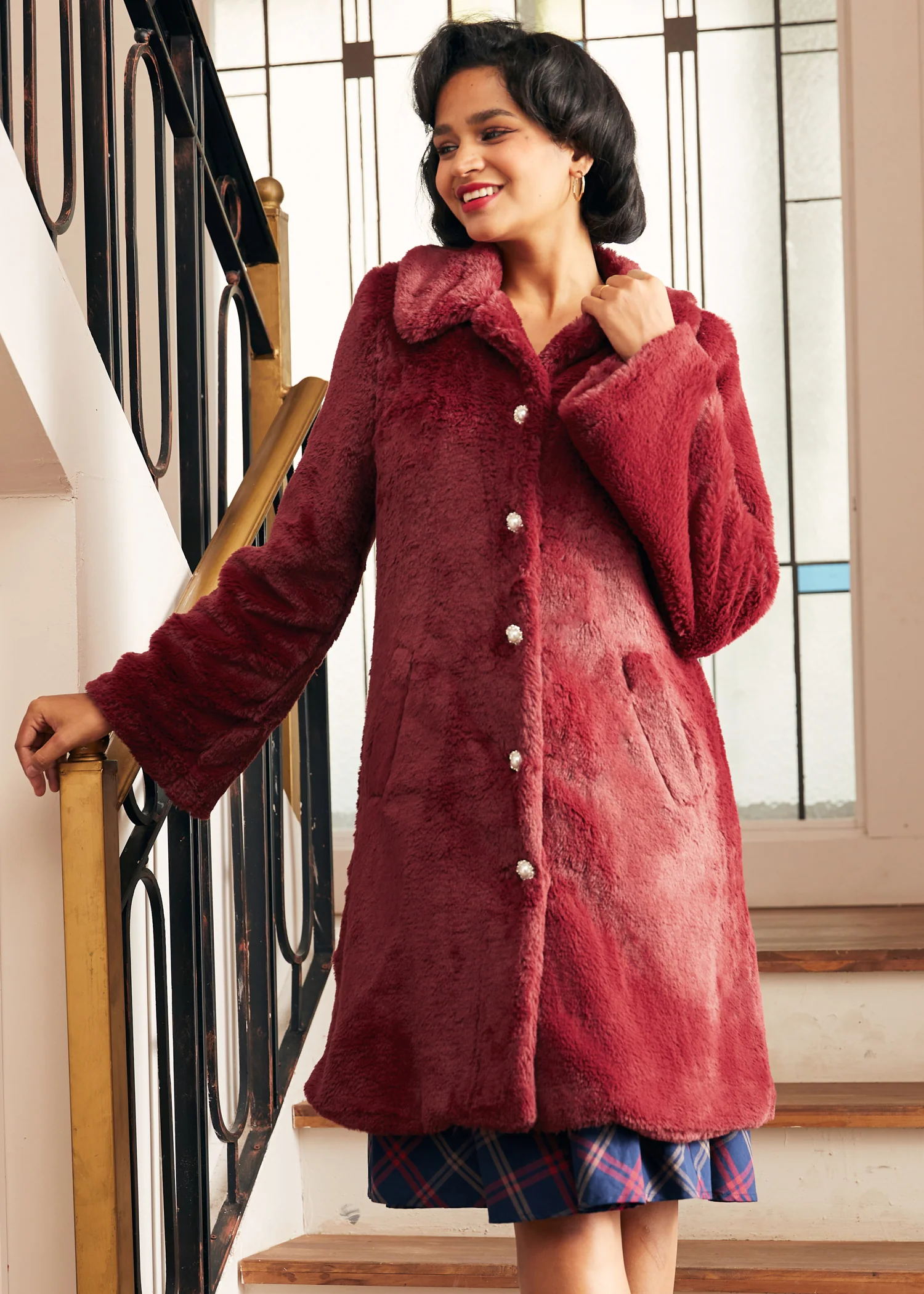Retro Glam Swing Fur Coat - Image 4