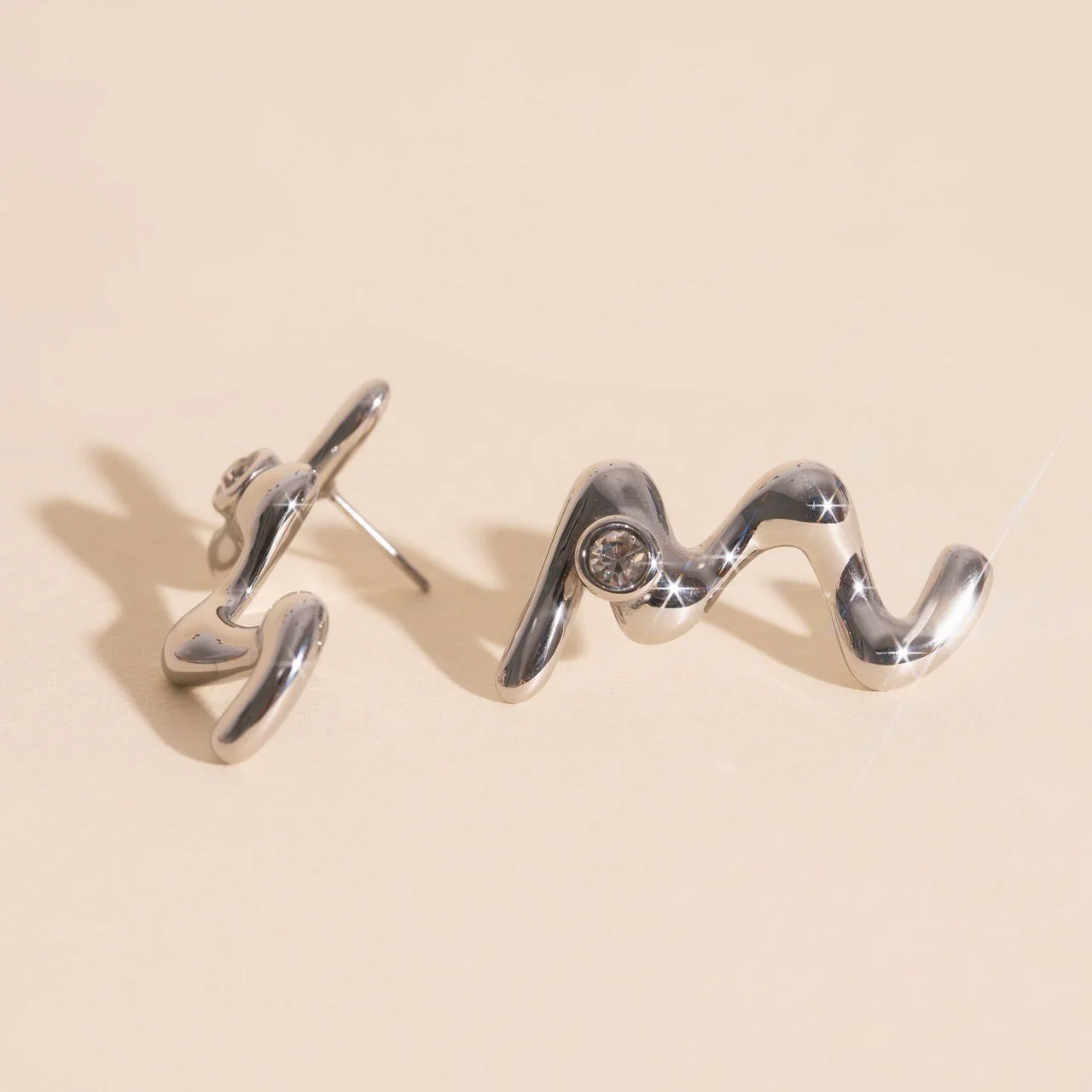 Wave Whisper Stud Earrings - Image 8