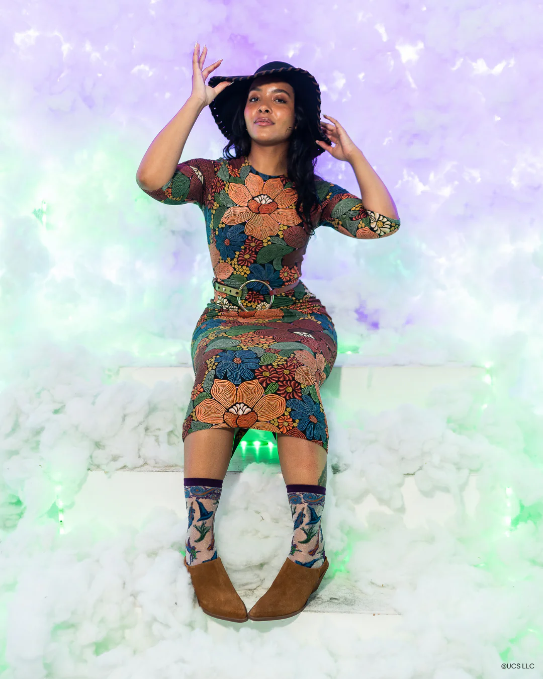 Wicked Elphaba's Power Shimmer Sheer Crew Sock - Image 4