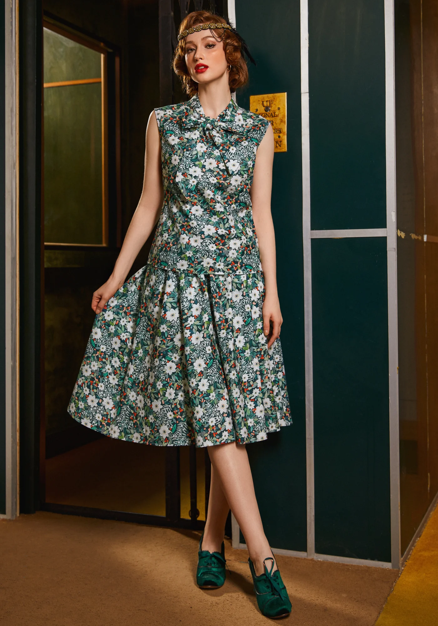 Winter Floral Bow Top - Image 5