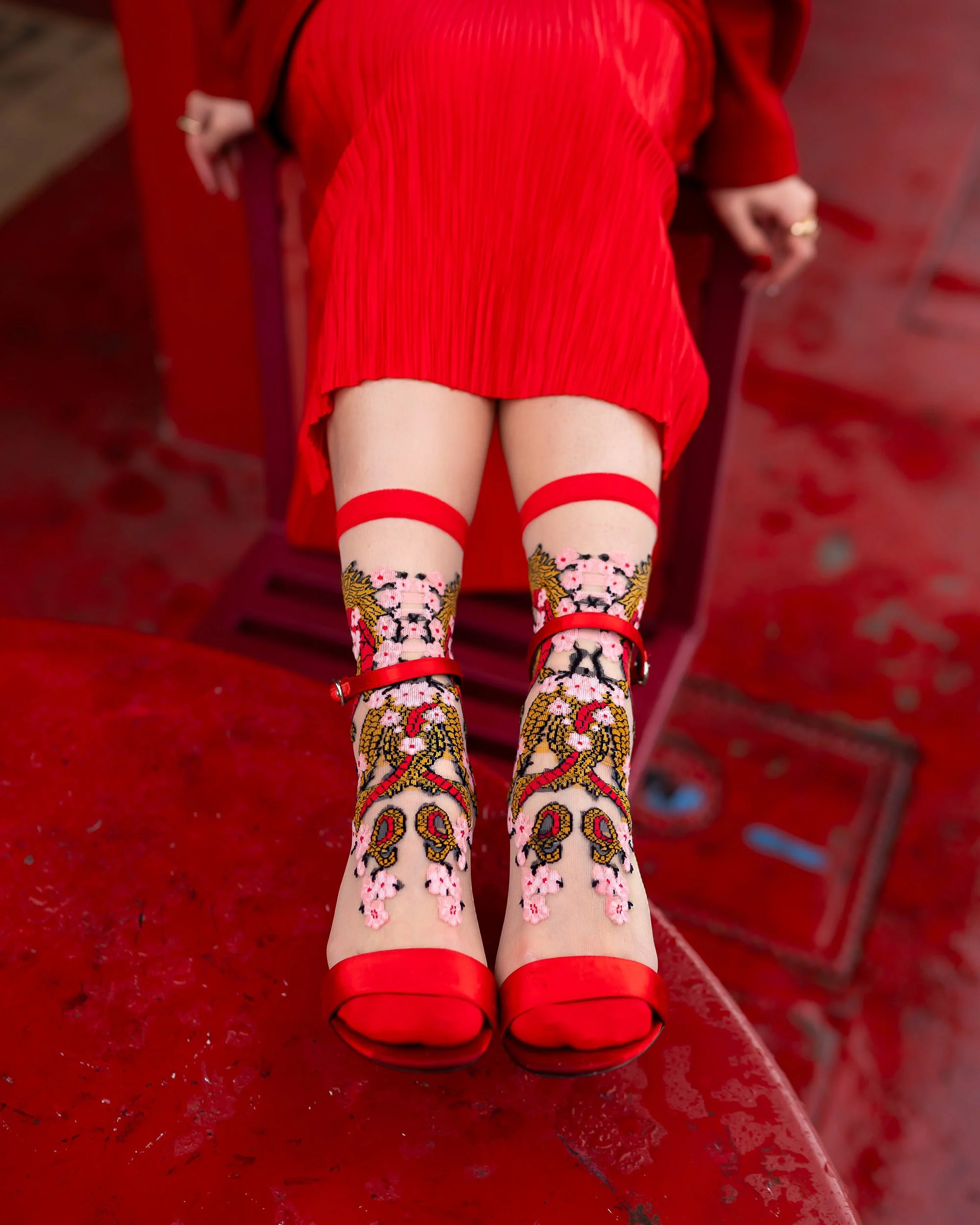 Year of the Dragon Sheer Crew Sock - Image 5