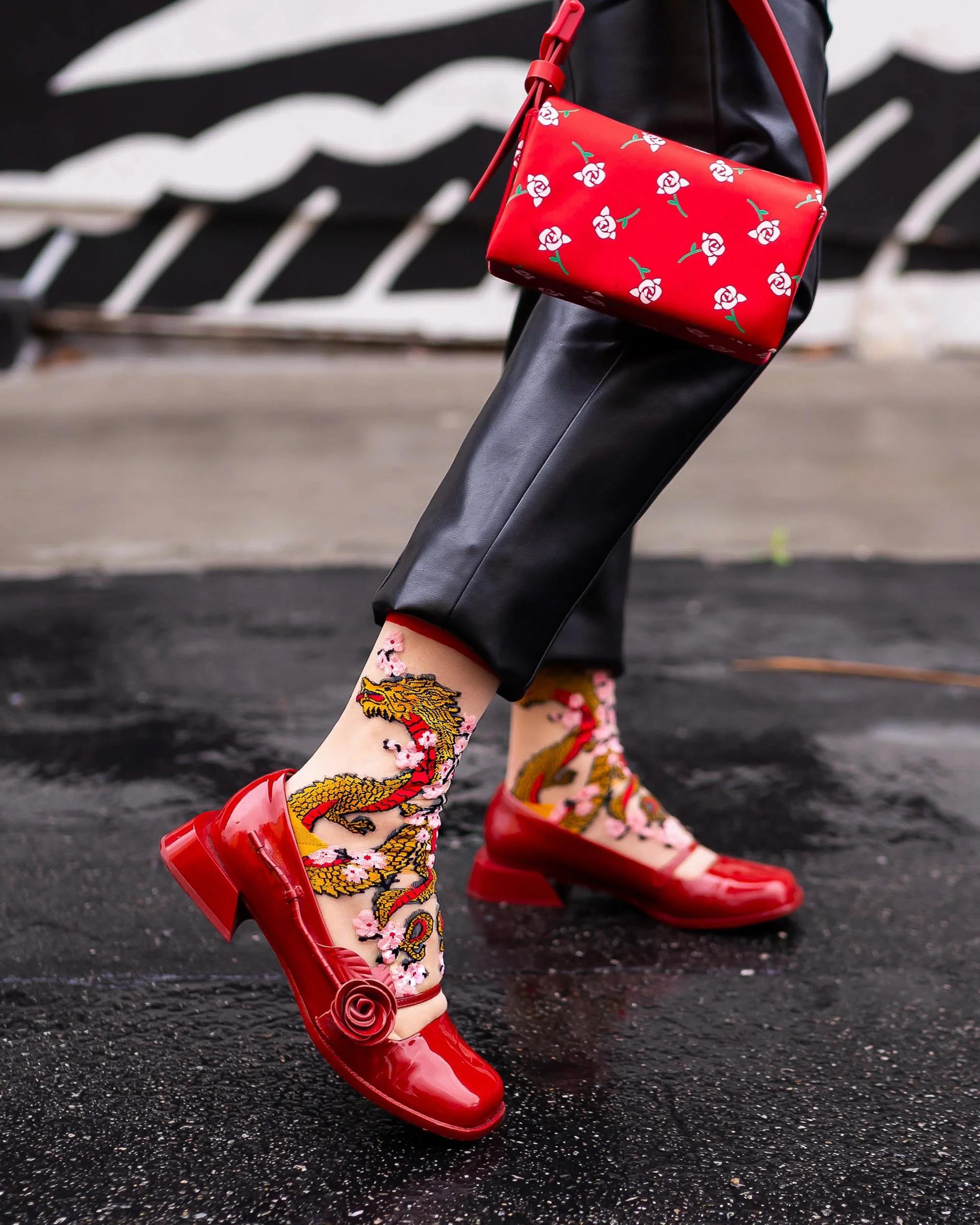 Year of the Dragon Sheer Crew Sock - Image 6